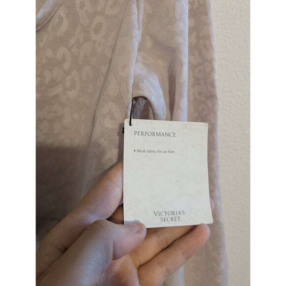 NWT Victoria Secret mesh light pink cheetah print zipped crop top size L - Picture 4 of 7